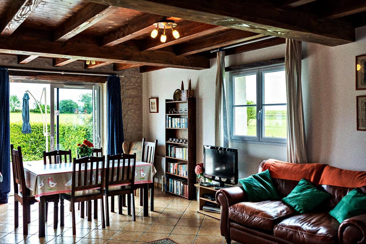 Les Gites De Brives Zewnętrze zdjęcie